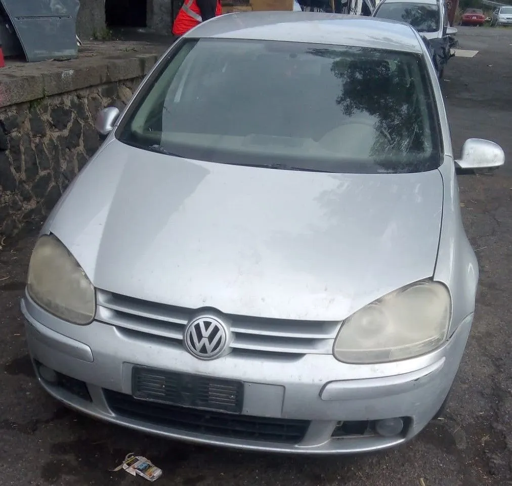 RICAMBI USATI AUTO VOLKSWAGEN Golf 5 Berlina (03>08)