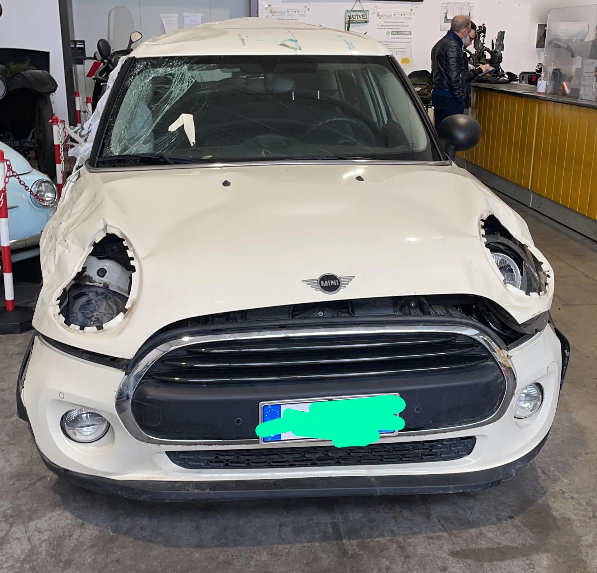 RICAMBI USATI AUTO MINI One 3Â° Serie con codice motore B38A15A (2018)
