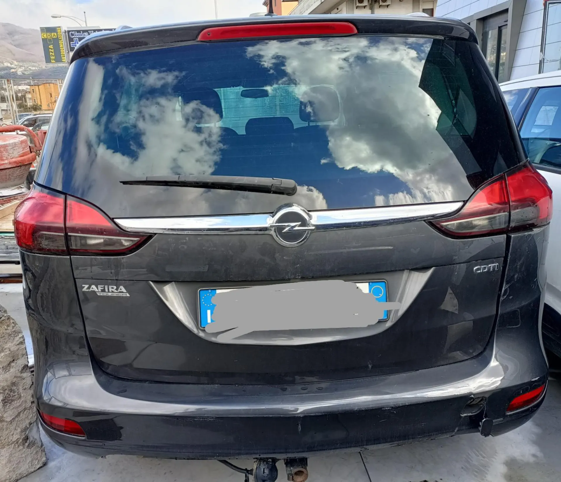RICAMBI USATI AUTO OPEL Zafira Tourer (2010-) (2012)