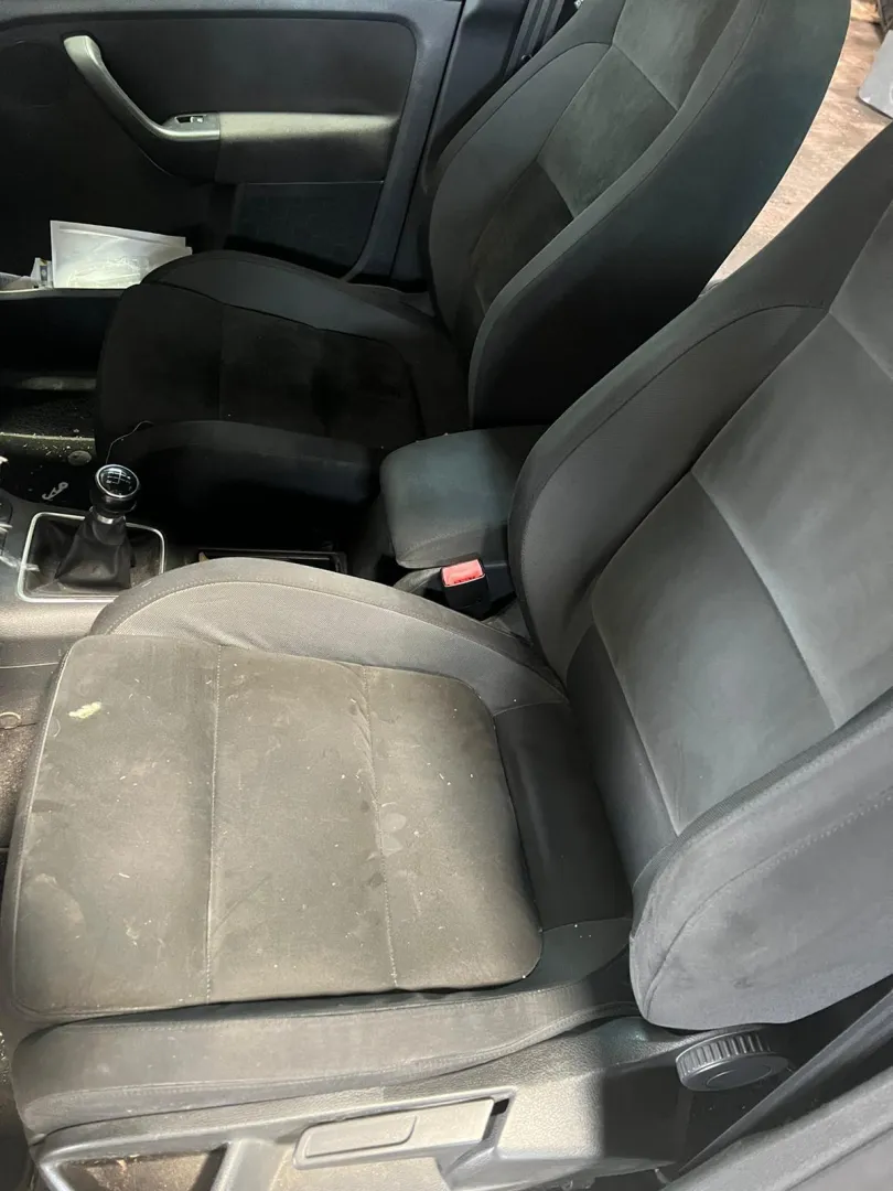 RICAMBI USATI AUTO VOLKSWAGEN Golf 5 Plus (04>13) 1600 Diesel 77 con codice motore CAY/CAY (2010)