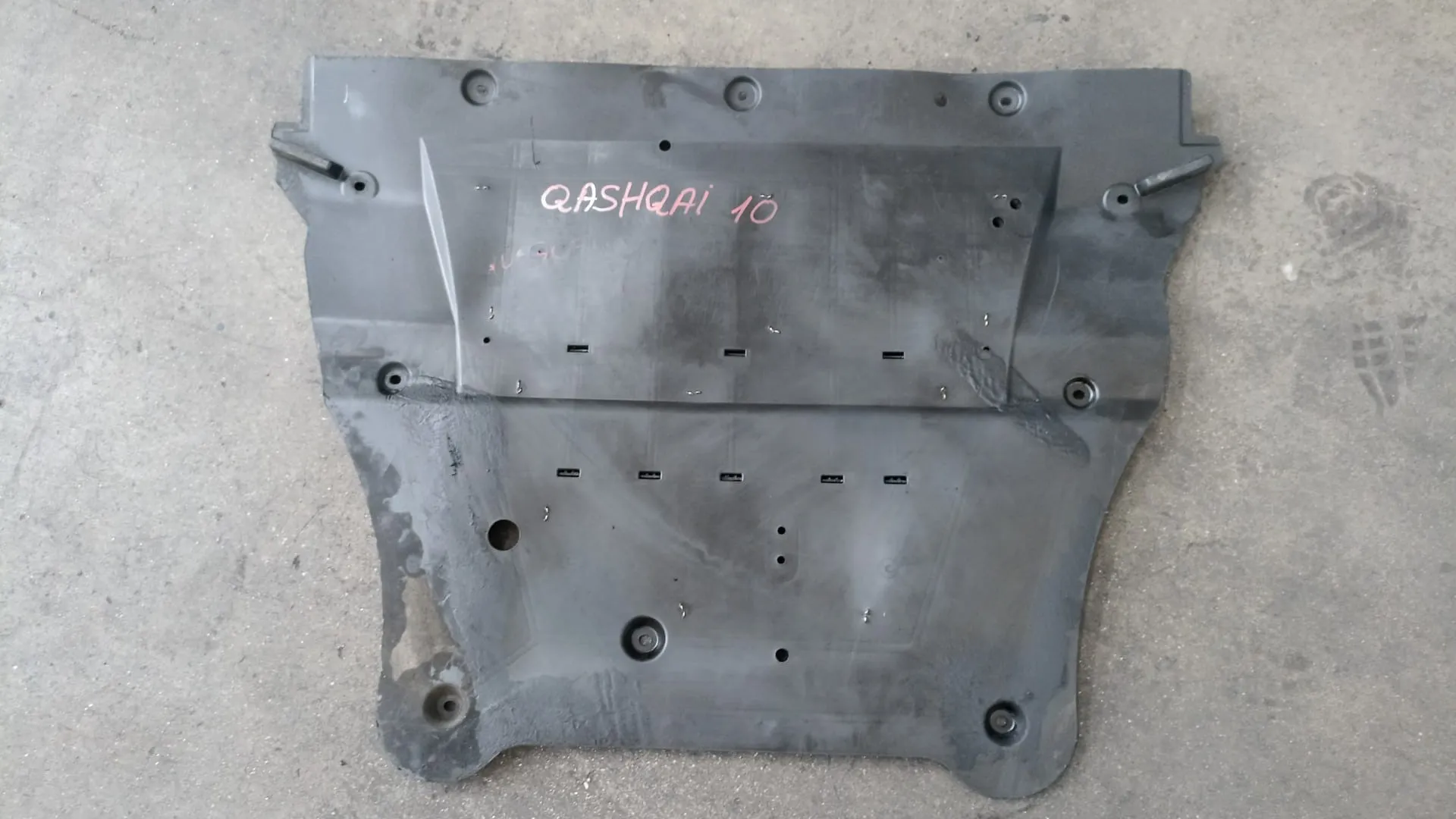 Riparo sotto motore Nissan Qashqai 2.0 D del 2010