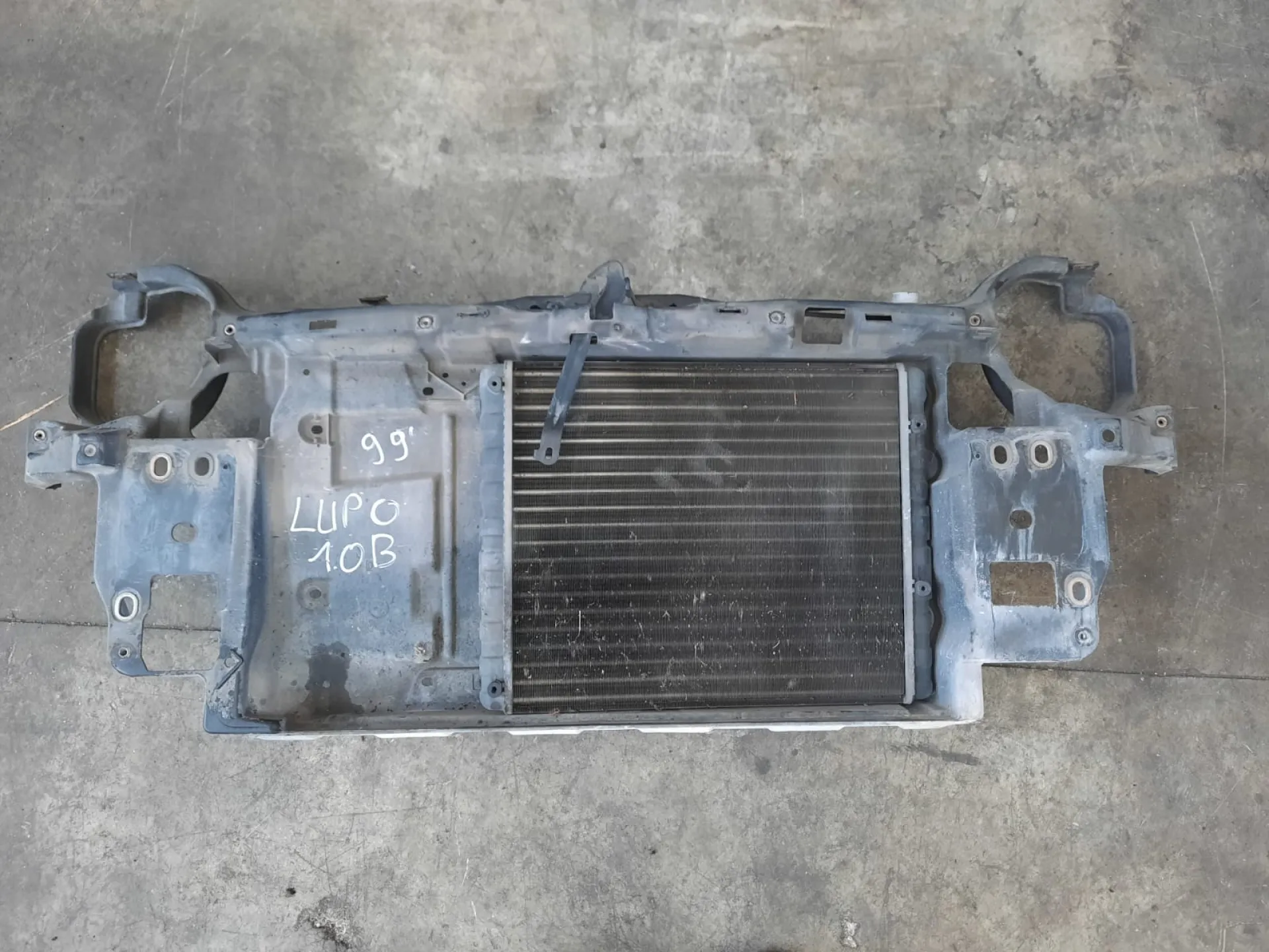 Rivestimento anteriore VW Lupo 1.0 B del 2001