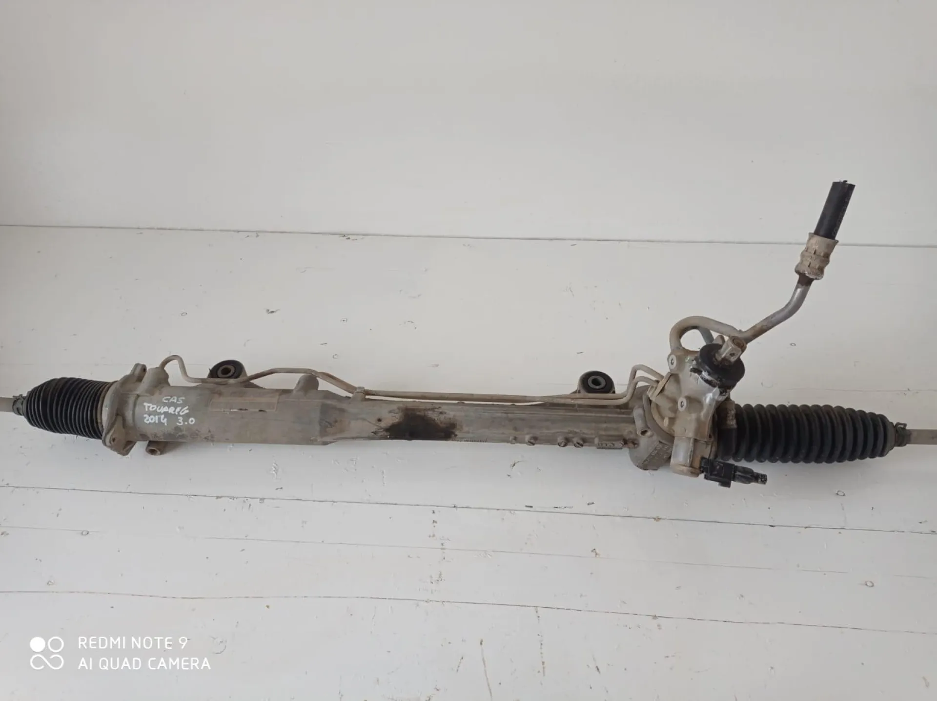 SCATOLA DELLO STERZO con codice 7P6422055 da VOLKSWAGEN Touareg Serie (7P6) (2014>) 3000 Diesel (2014)
