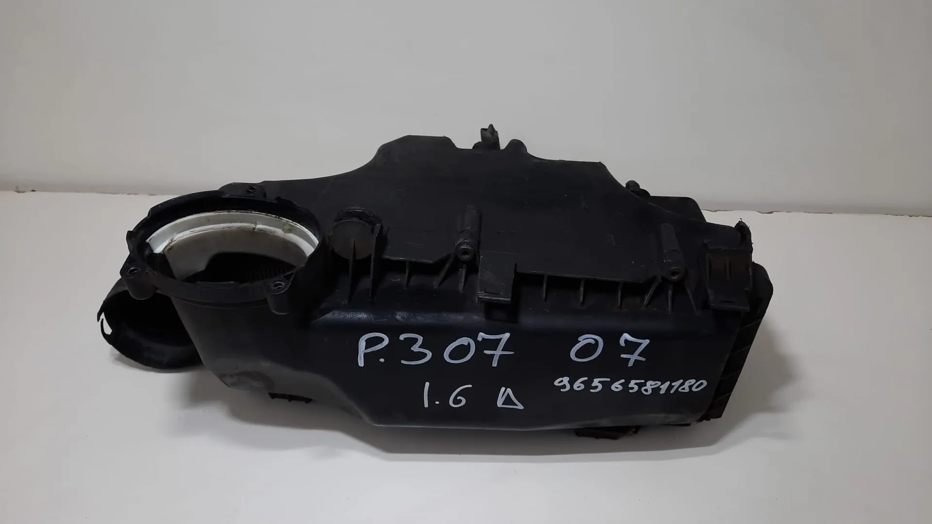 Scatola porta filtro aria Peugeot 307 del 2007 1.6 Diesel CODICE RICAMBIO : 9656581180