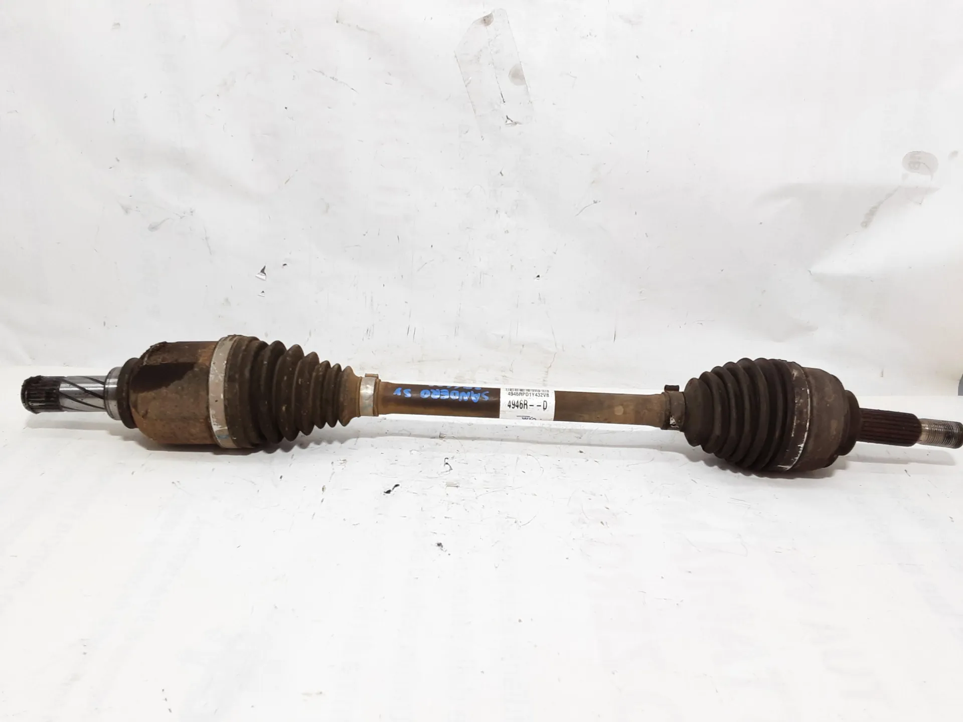 SEMIASSE ANTERIORE SINISTRO con codice 4946RD da DACIA Sandero Serie II (12>20) 1500 Diesel 55 kW / 75 CV con codice motore K9K E6/K9K 612, K9K 626, K9K 838, K9K 872 (2015)