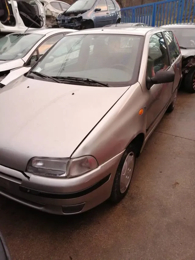 FANALINO POST. SX FIAT PUNTO 1 75 93>99