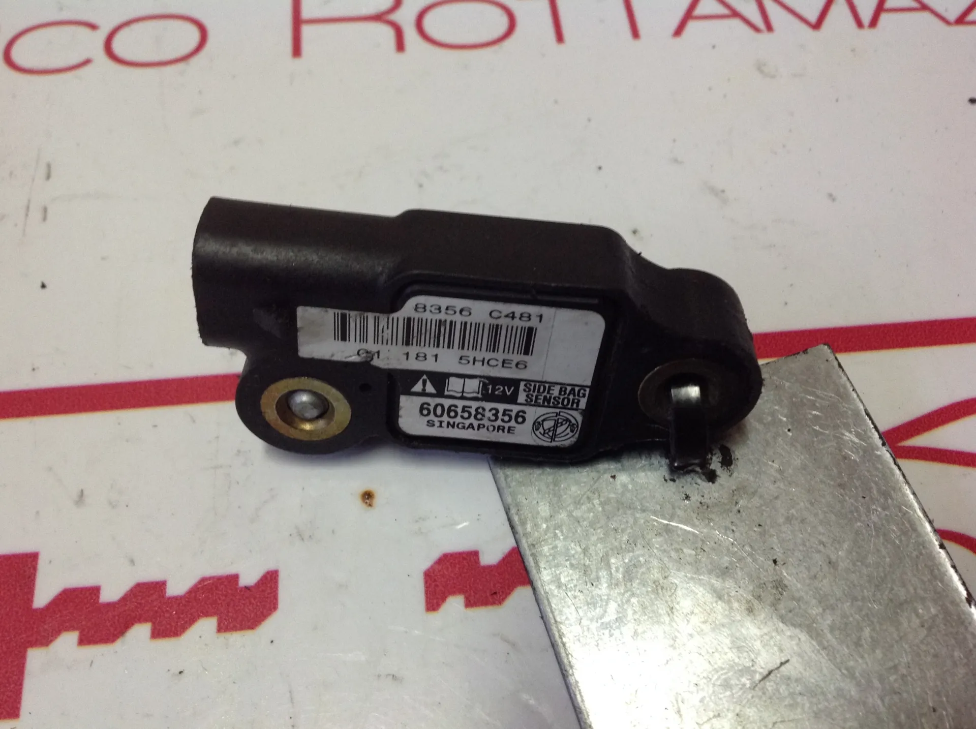 SENSORE AIRBAG con codice 60658356 da ALFA ROMEO 156 Berlina Serie (932_) (03>05) Benzina