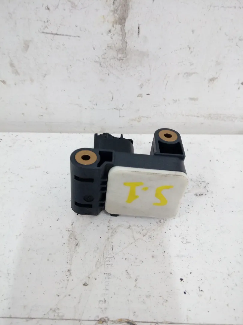 6911003 / 0204056577 / 0285003900 SENSORE AIRBAG BMW Serie 1 Serie (E87) (04>07) 2000 Benzina (2007)