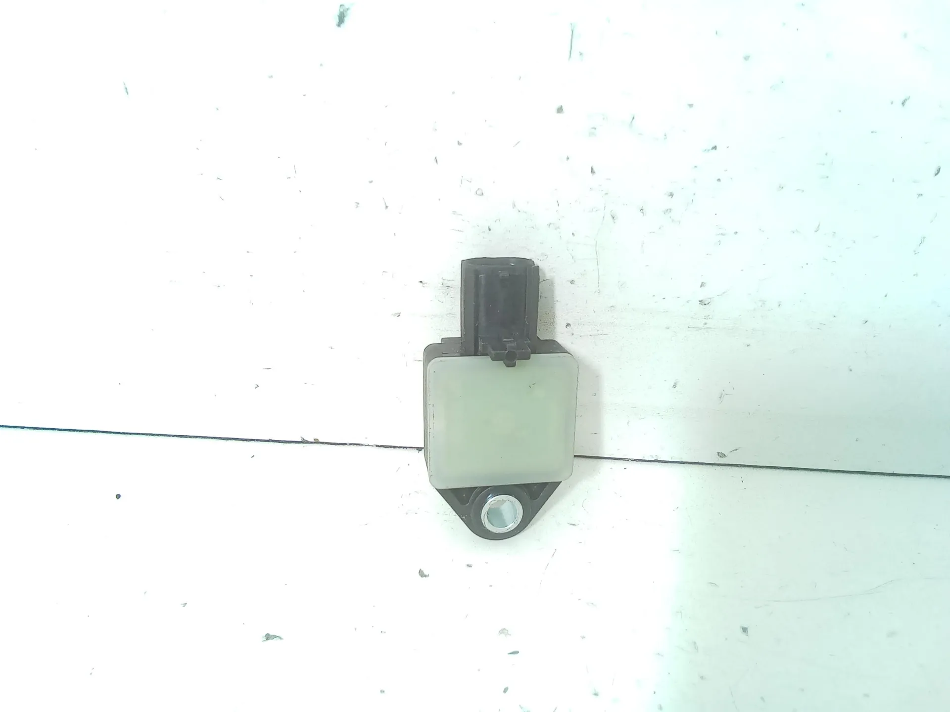 SENSORE AIRBAG con codice 52083839 da FIAT Panda 3Â° Serie 1200 Benzina (2013)