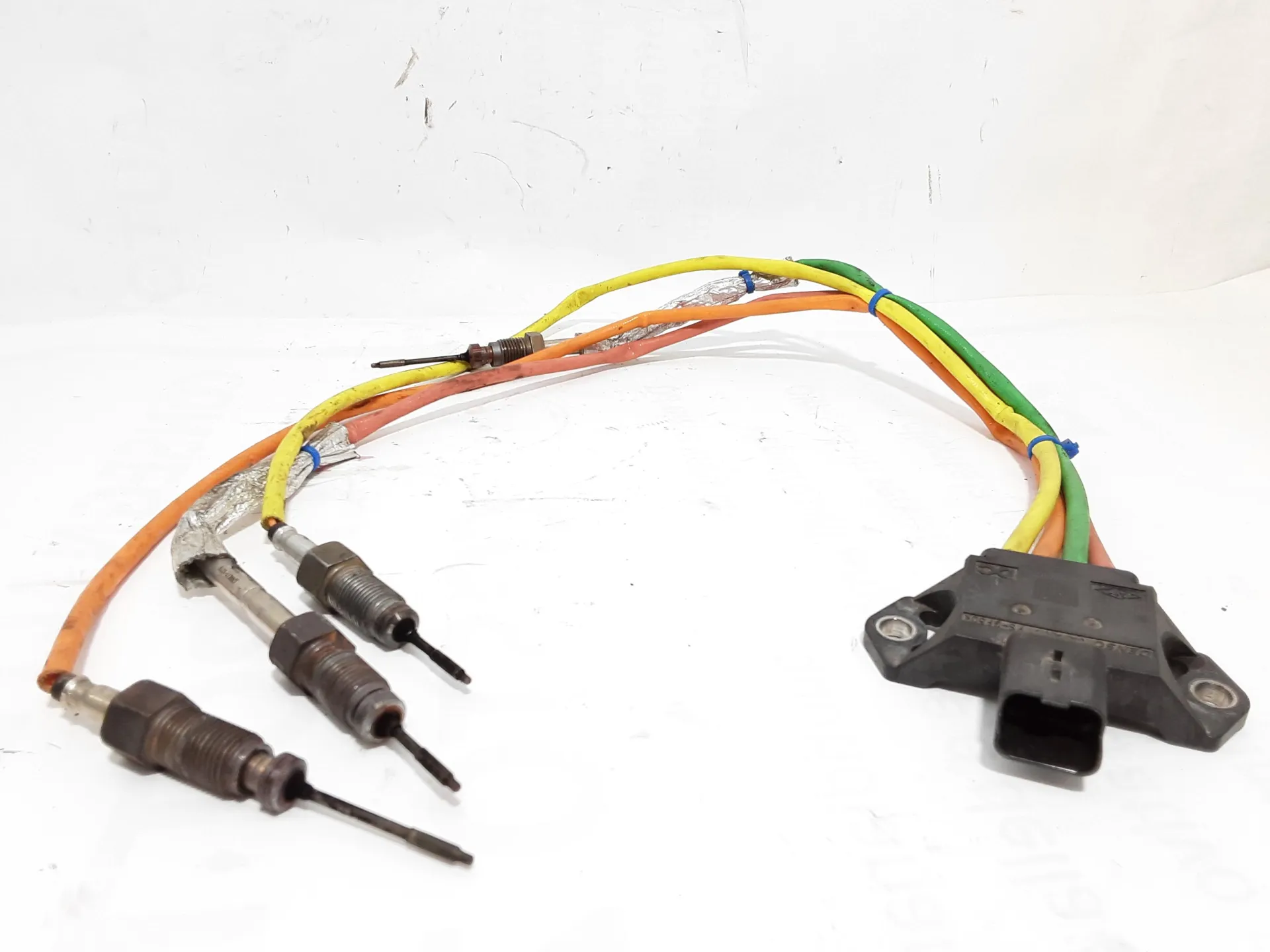 SENSORE DI TEMPERATURA GAS SCARICO con codice 226580138R da DACIA Sandero Serie II (12>20) 1500 Diesel 70 kW / 95 CV con codice motore K9K U8/K9K 872 (2020)