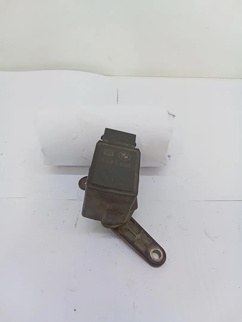 SENSORE SOSPENSIONE/I con codice 1093698 da BMW X3 1Â° Serie Benzina (2004)