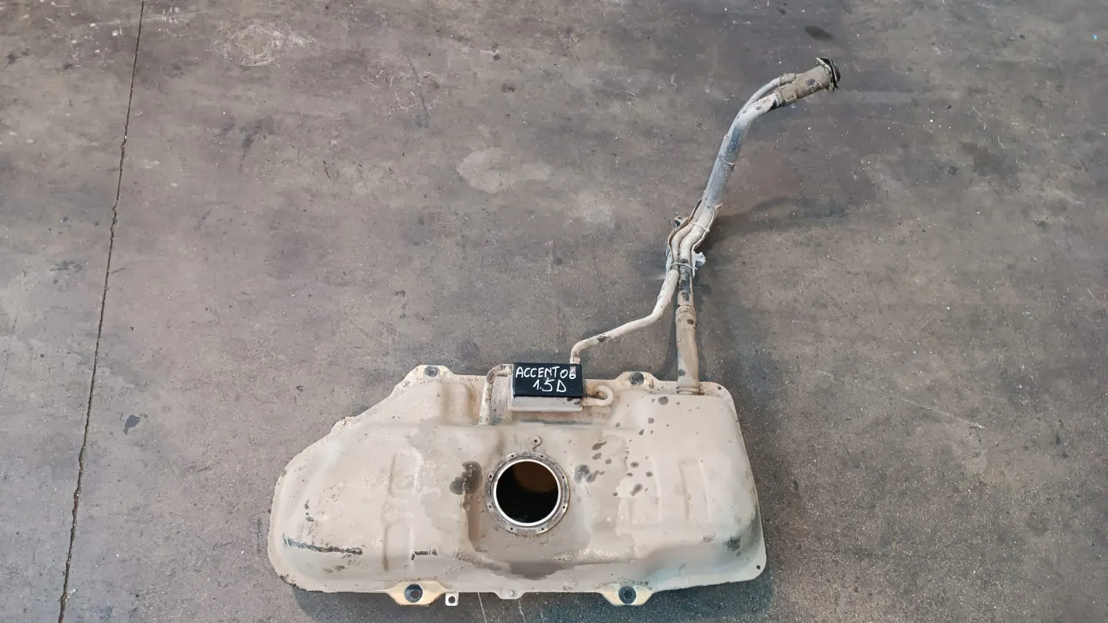 Serbatoio carburante Hyundai Accent 1.5 D del 2006