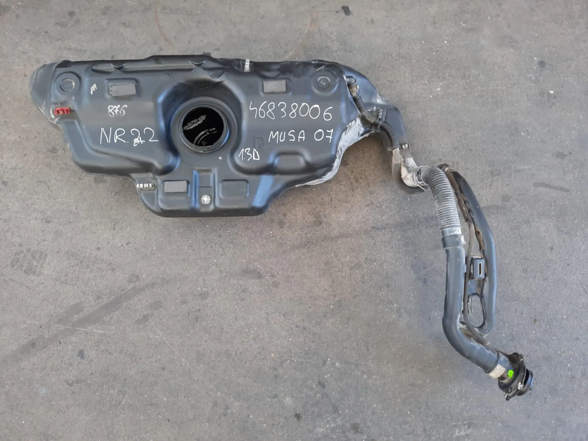 Serbatoio carburante Lancia Musa 1.3 D del 2007 CODICE RICAMBIO : 46838006