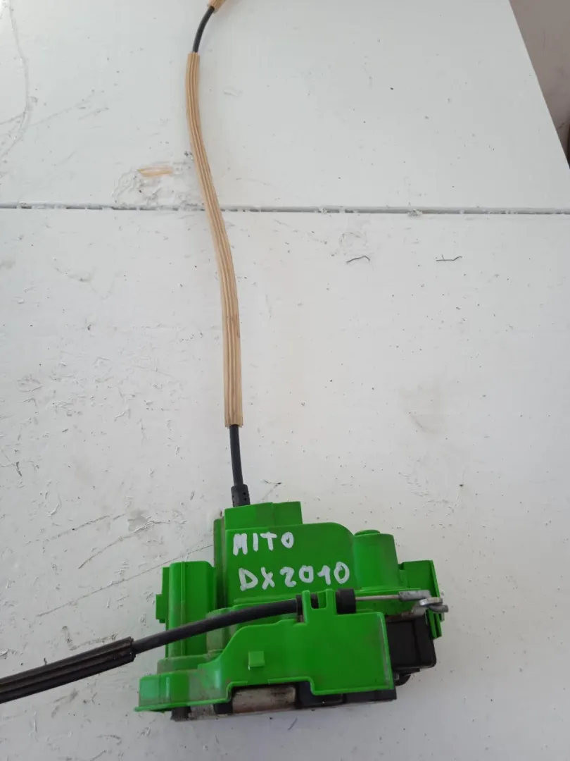 SERRATURA ANTERIORE DESTRA ALFA ROMEO Mito Serie (955_) (08>) Diesel (2010)