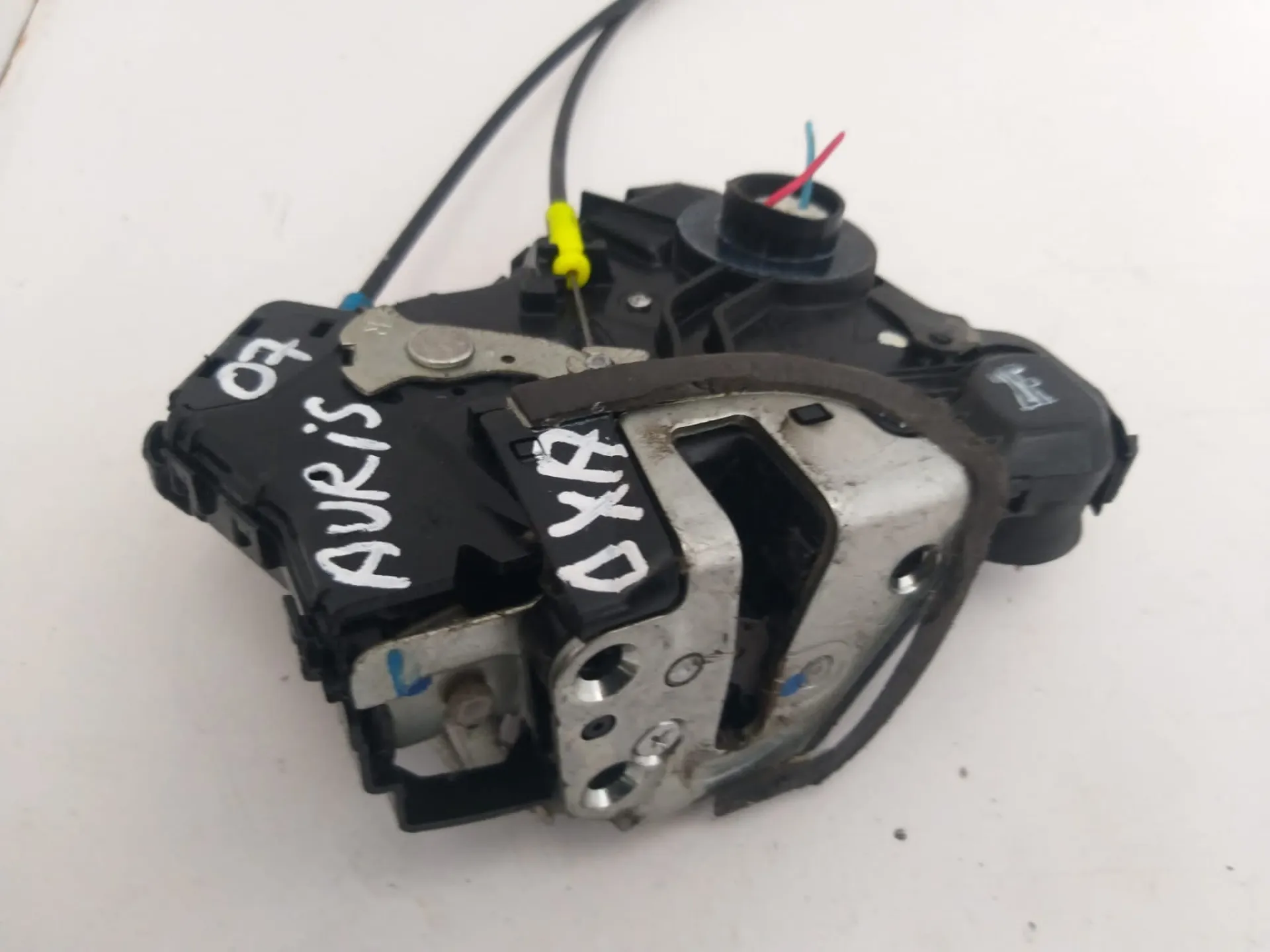 Serratura anteriore destra Toyota Auris del 2007