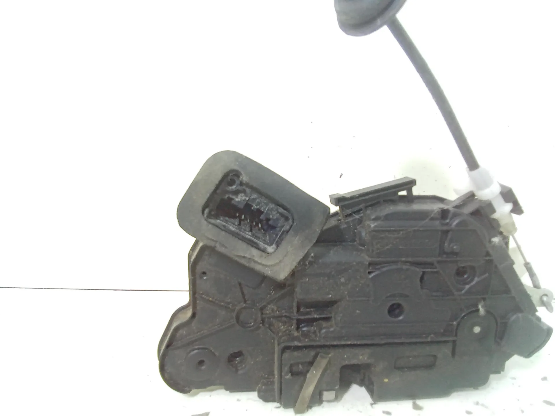 SERRATURA ANTERIORE DESTRA con codice 15a-5k1837015e da VOLKSWAGEN Polo 5Â° Serie 1000 Benzina 55 (2016)