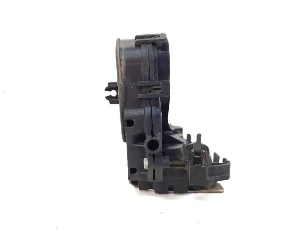 SERRATURA ANTERIORE SINISTRA con codice 51217202143 da BMW Serie 3 E90 Berlina 2000 Diesel 120 (2006)