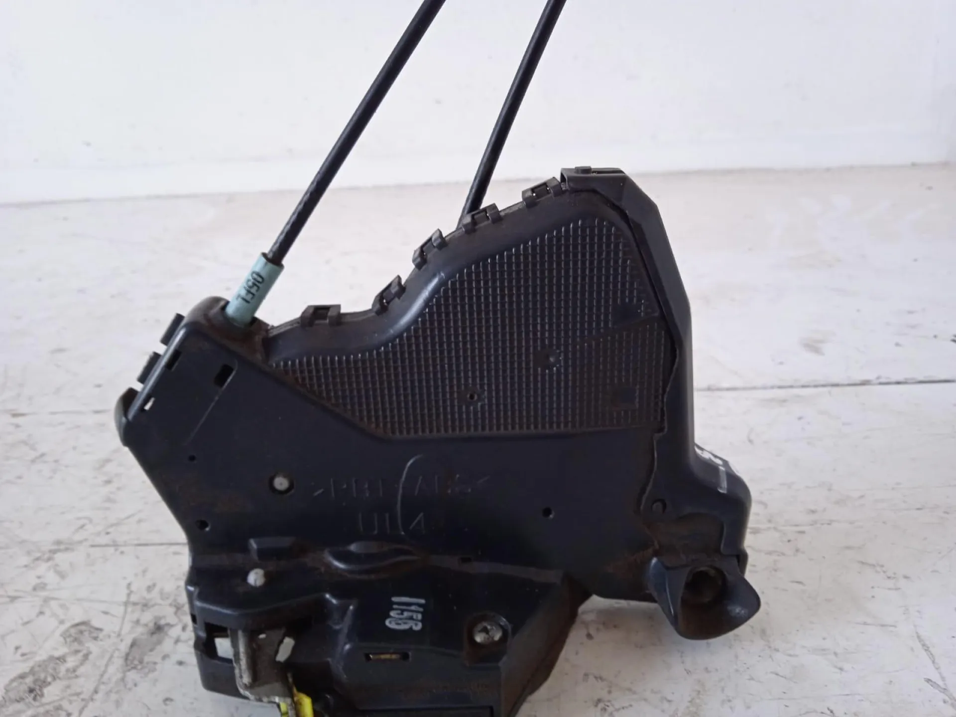 SERRATURA ANTERIORE SINISTRA TOYOTA Corolla Berlina 4Â° Serie Diesel (2007)