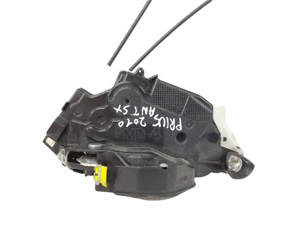SERRATURA ANTERIORE SINISTRA con codice 6904052340 da TOYOTA Prius 3Â° Serie 1800 Hybrid 73 kW / 99 CV con codice motore 2ZR-FXE/2ZR-FXE (2010)