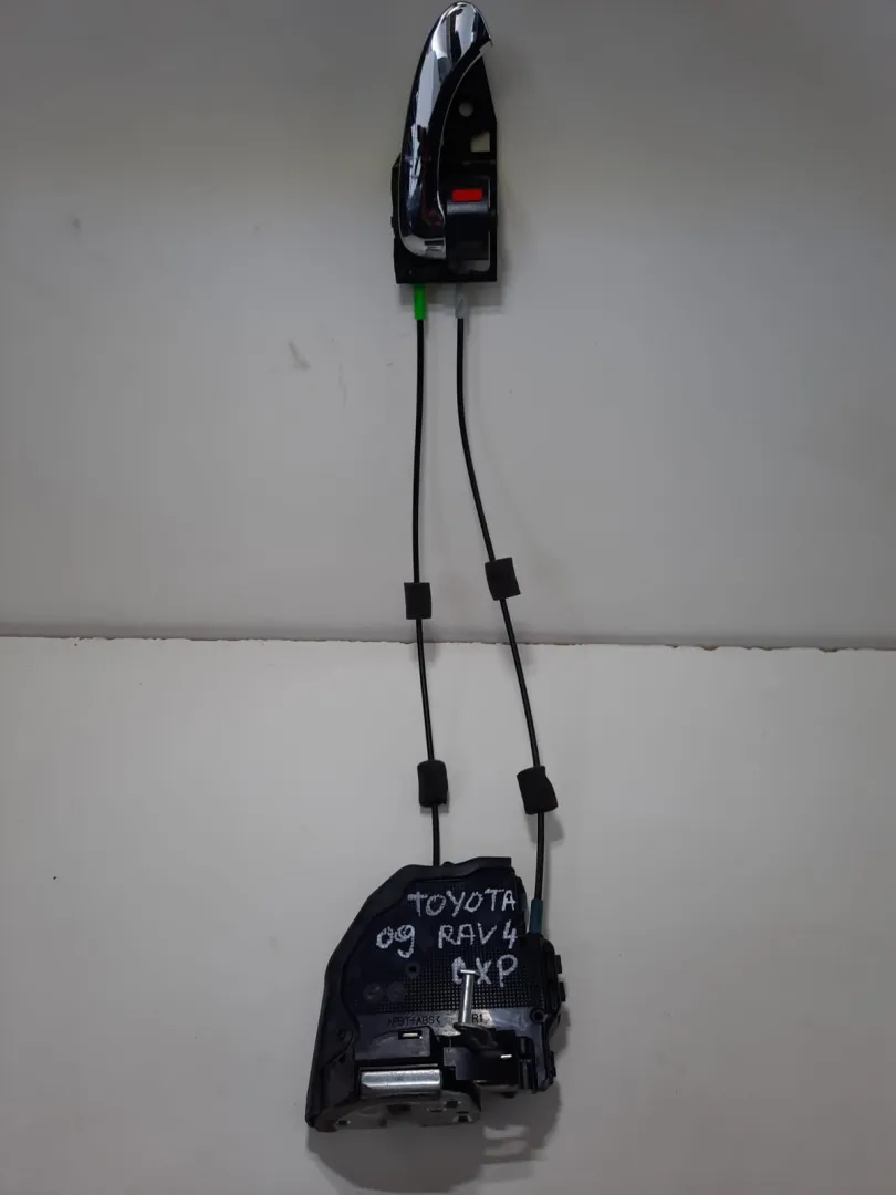 Serratura posteriore destra Toyota Rav 4 del 2009 2.2 Diesel