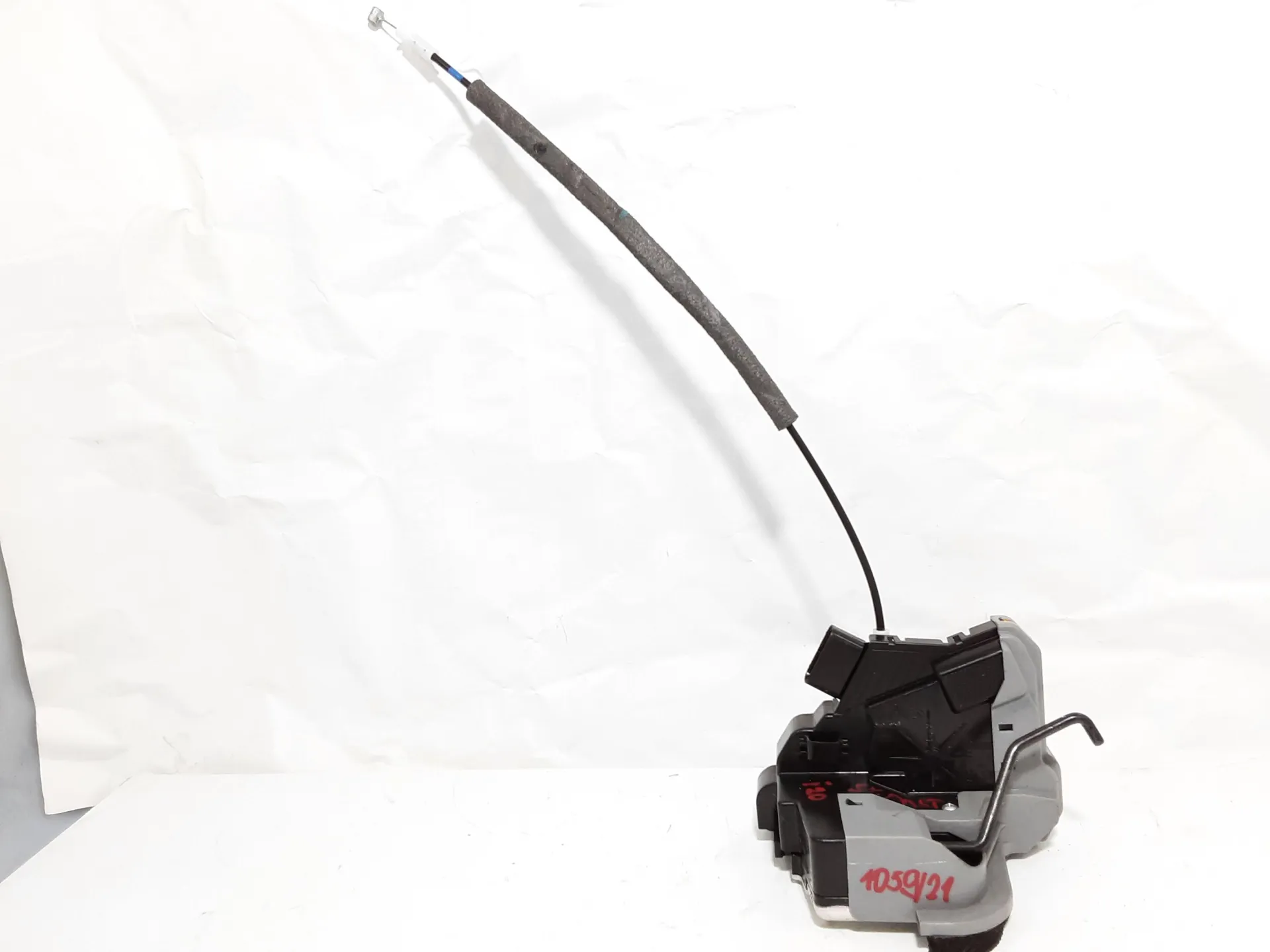 SERRATURA POSTERIORE SINISTRA con codice 81410C8020 da HYUNDAI i20 1° Serie 1200 Benzina 55 kW / 75 CV (2019)