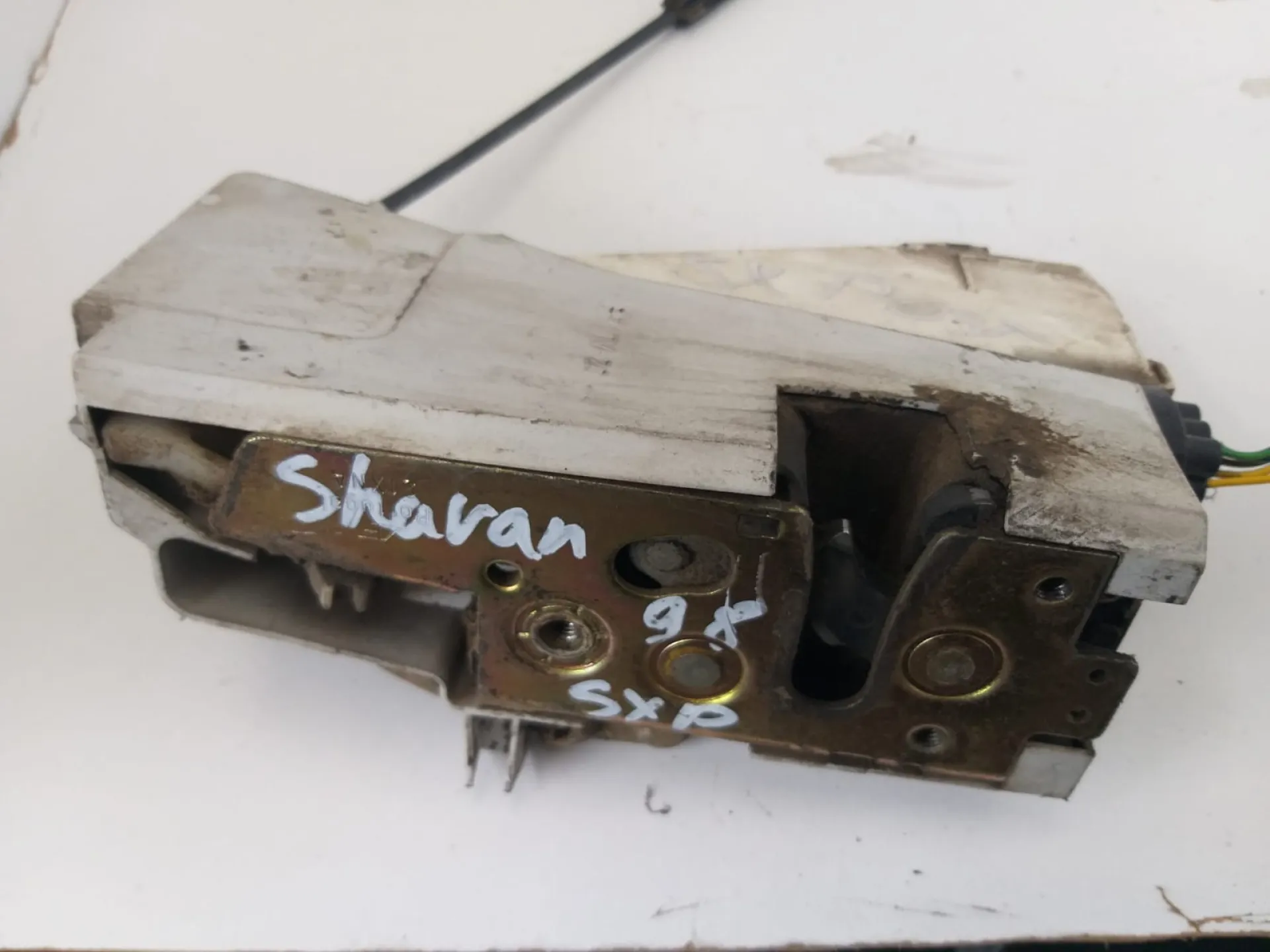Serratura posteriore sinsitra Volkswagen Sharan del 1998 1.9 Diesel