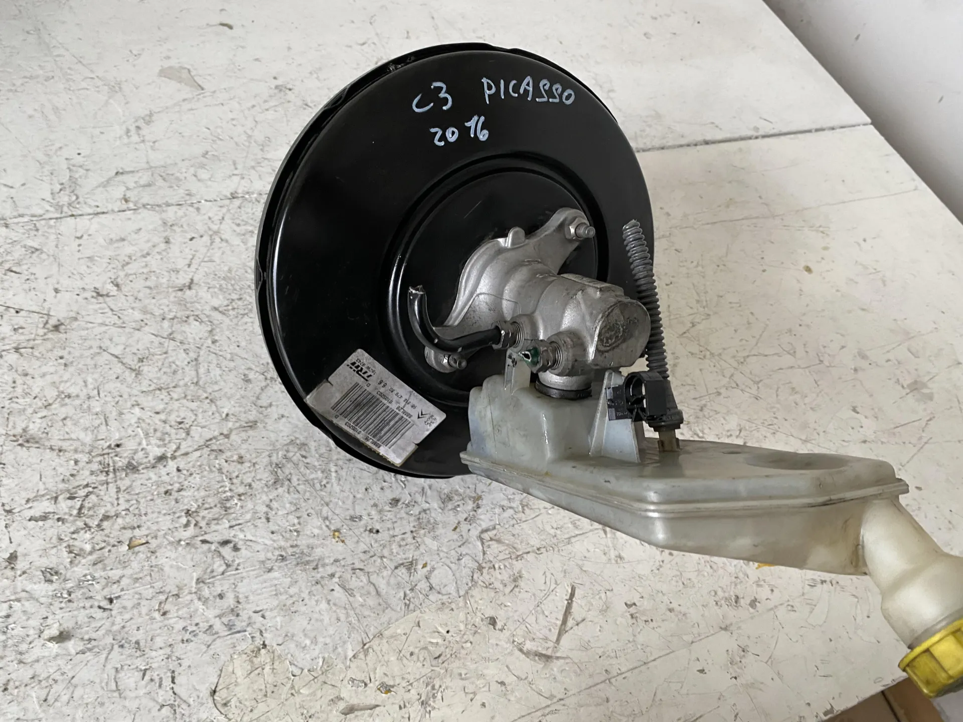 SERVOFRENO con codice 9681847980 da CITROEN C3 Picasso (08>) 1600 Diesel con codice motore 9H06/9H06 (2016)
