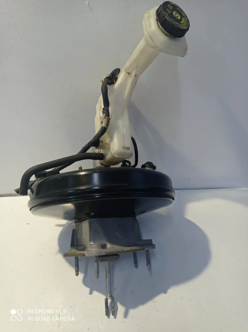 SERVOFRENO con codice 460074EH2A da NISSAN Qashqai Serie 1500 Diesel (2014)