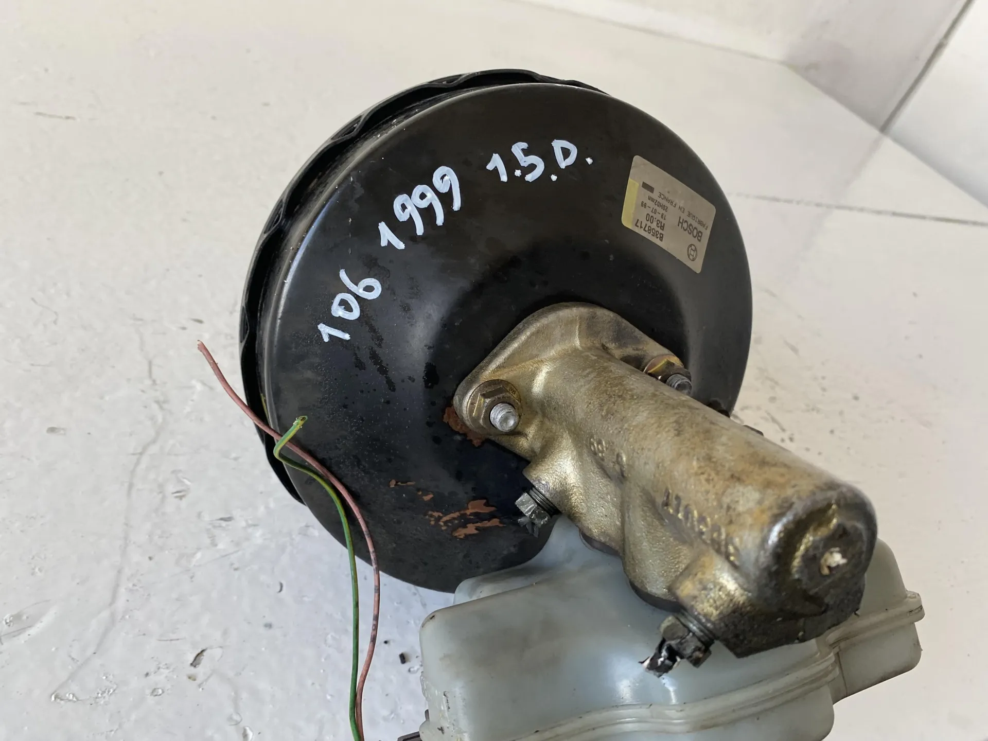 SERVOFRENO con codice B358717 da PEUGEOT 106 2Â° Serie 1500 Diesel con codice motore 1AV JZE/1AV JZE (1999)