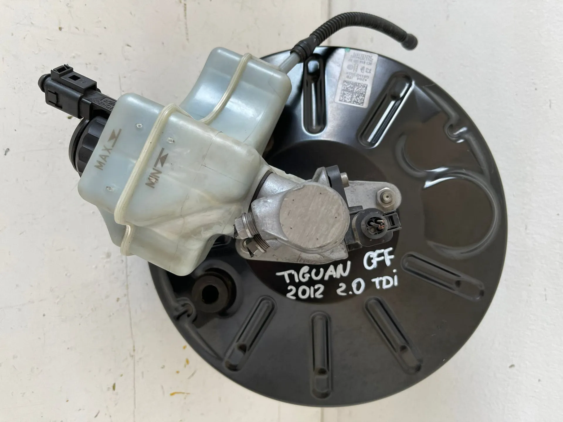 SERVOFRENO con codice 3C1614105AP da VOLKSWAGEN Tiguan 2Â° Serie 2000 Diesel (2012)