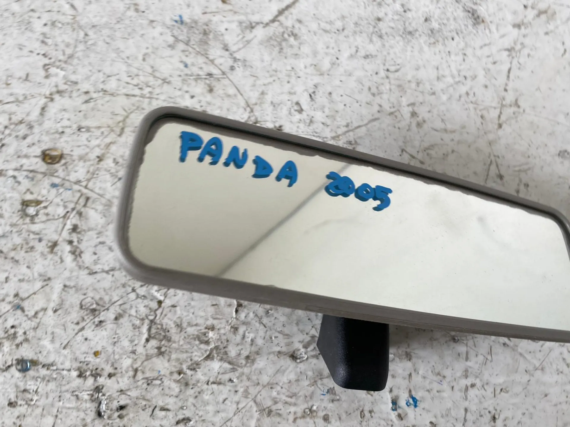 SPECCHIETTO RETROVISORE INTERNO con codice 0143741 da FIAT Panda 2Â° Serie 1200 Benzina (2005)