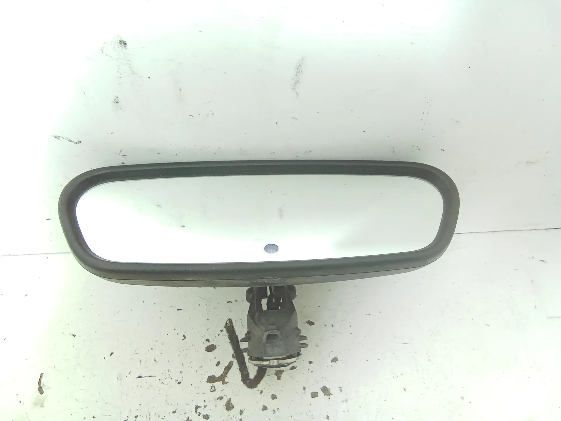 SPECCHIETTO RETROVISORE INTERNO con codice 9800018377 da PEUGEOT 308 2Â° Serie 2000 Diesel 110 kW / 150 CV (2014)