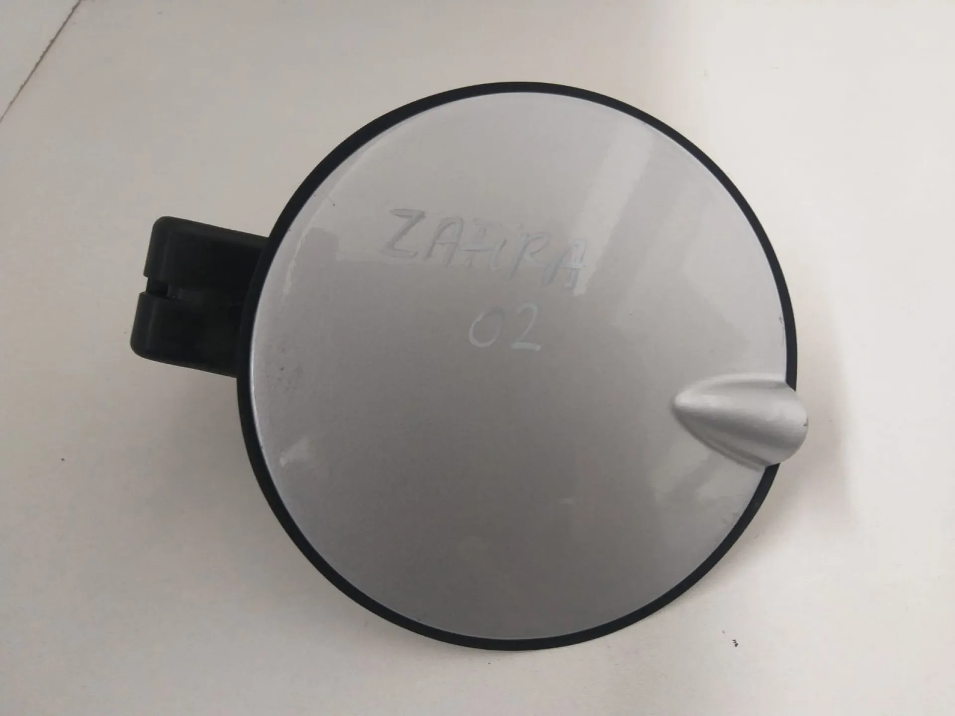 Sportellino carburante Opel Zafira A del 2002 1.6 Benzina