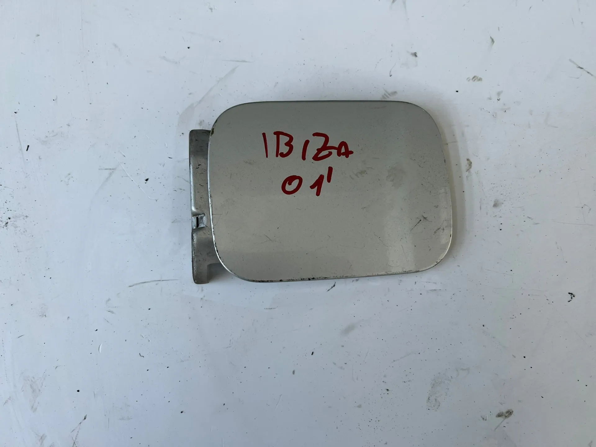 Sportellino carburante Seat Cordoba 1.4 B del 2001
