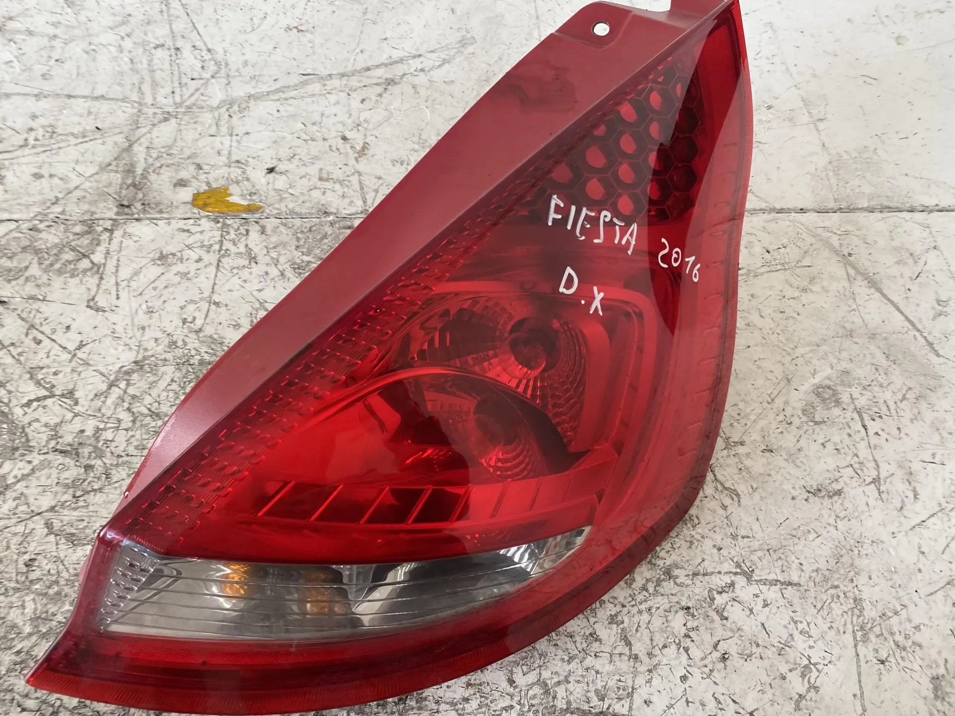 STOP FANALE POSTERIORE DESTRO PASSEGGERO FORD Fiesta 6Â° Serie 1400 Diesel (2016)