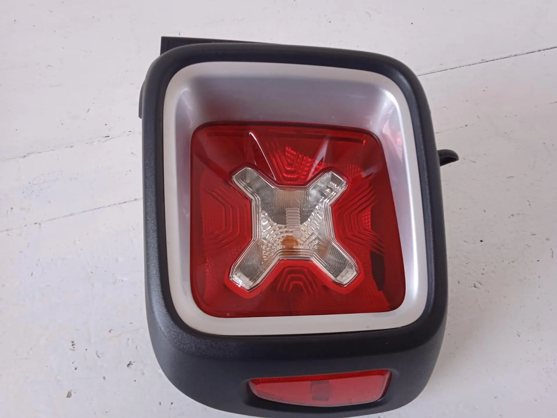 STOP FANALE POSTERIORE DESTRO PASSEGGERO JEEP Renegade Serie (14>) Diesel (2017)