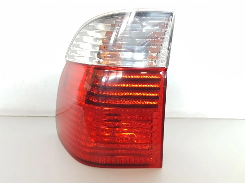 STOP FANALE POSTERIORE SINISTRO LATO GUIDA con codice 6902531 da BMW Serie 5 E39 Touring 3000 Diesel 135 (2001)