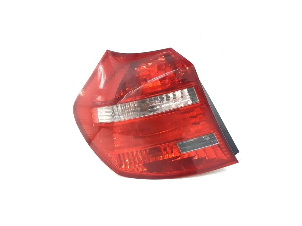STOP FANALE POSTERIORE SINISTRO LATO GUIDA con codice 716495505 da BMW Serie 1 Serie (E87) (07>) 2000 Diesel 130 (2009)