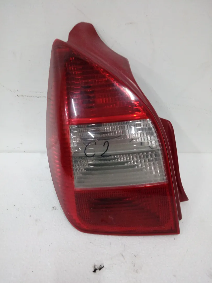 STOP FANALE POSTERIORE SINISTRO LATO GUIDA con codice 96802837800 da CITROEN C2 2Â° Serie Diesel (2006)