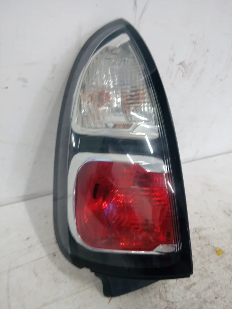 9681727280 / 160609 / 89089252 / 08040 STOP FANALE POSTERIORE SINISTRO LATO GUIDA CITROEN C3 Picasso (08>) 1600 Diesel (2014)