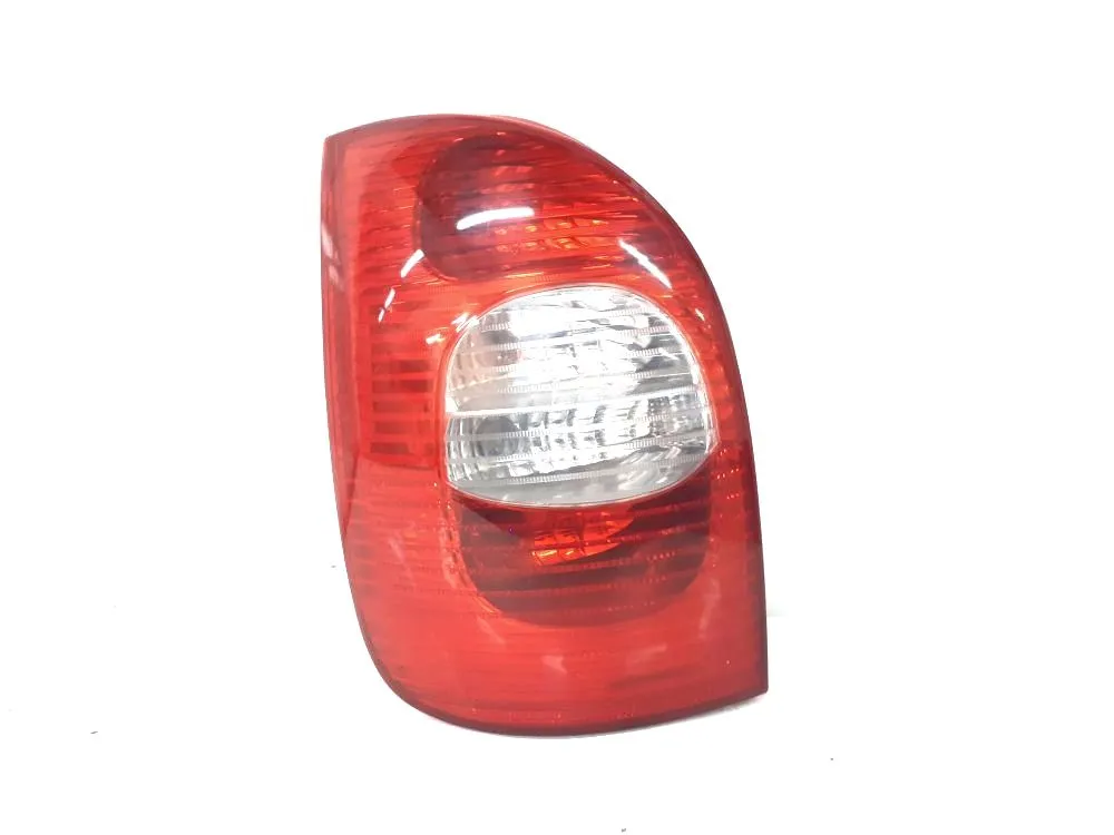 STOP FANALE POSTERIORE SINISTRO con codice 6350FV da LATO GUIDA CITROEN Xsara Picasso 2° Serie 1600 Diesel 80 (2006)