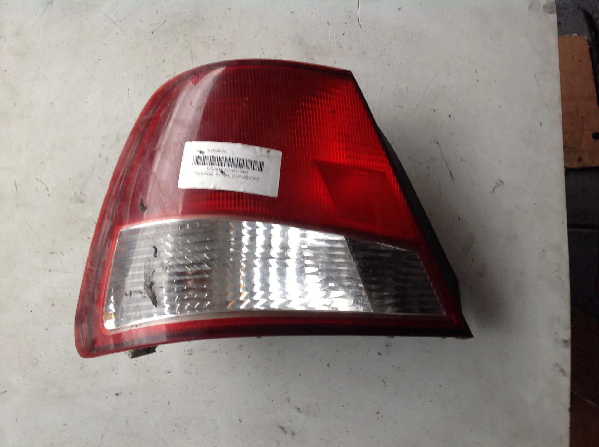 STOP FANALE POSTERIORE SINISTRO LATO GUIDA HYUNDAI Accent 2Â° Serie Benzina