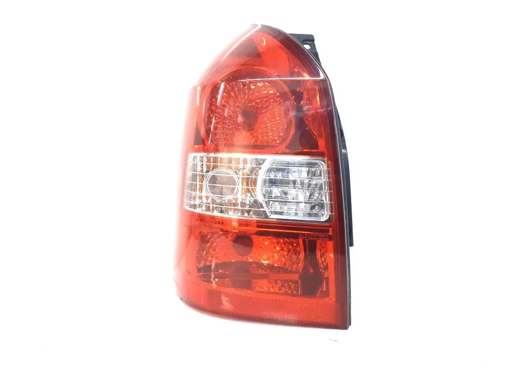 STOP FANALE POSTERIORE SINISTRO LATO GUIDA con codice 924012E0 da HYUNDAI Tucson Serie (04>09) 2000 Diesel 83 (2004)
