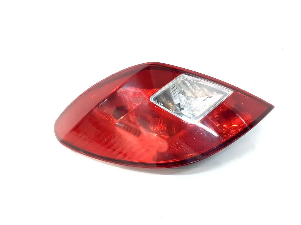 STOP FANALE POSTERIORE SINISTRO LATO GUIDA con codice 89318811 / 13269050 da OPEL Corsa D 5P 1Â° Serie 1200 Benzina 59 (2008)