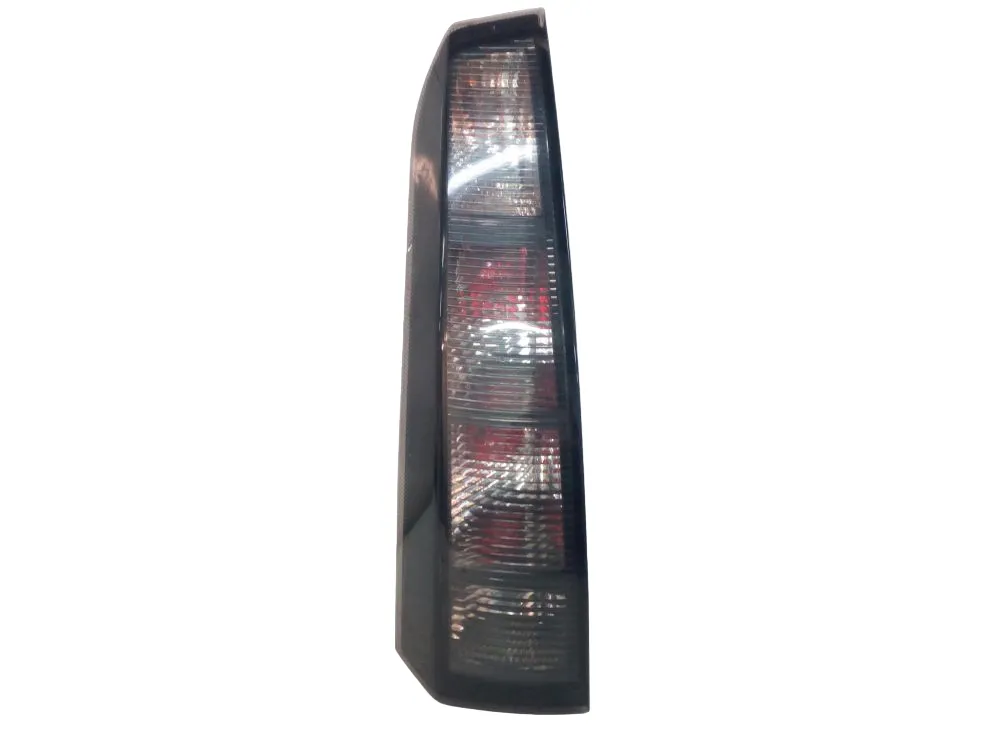 STOP FANALE POSTERIORE SINISTRO LATO GUIDA con codice 1222133 da OPEL Meriva 1Â° Serie 1700 Diesel 74 con codice motore Z17DTH/Z17DTH (2005)