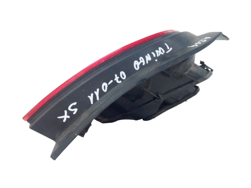 STOP FANALE POSTERIORE SINISTRO LATO GUIDA con codice 8200387888 da RENAULT Twingo II serie (07>14) 1200 Benzina 55 con codice motore D4FJ7/D4FJ7 (2009)
