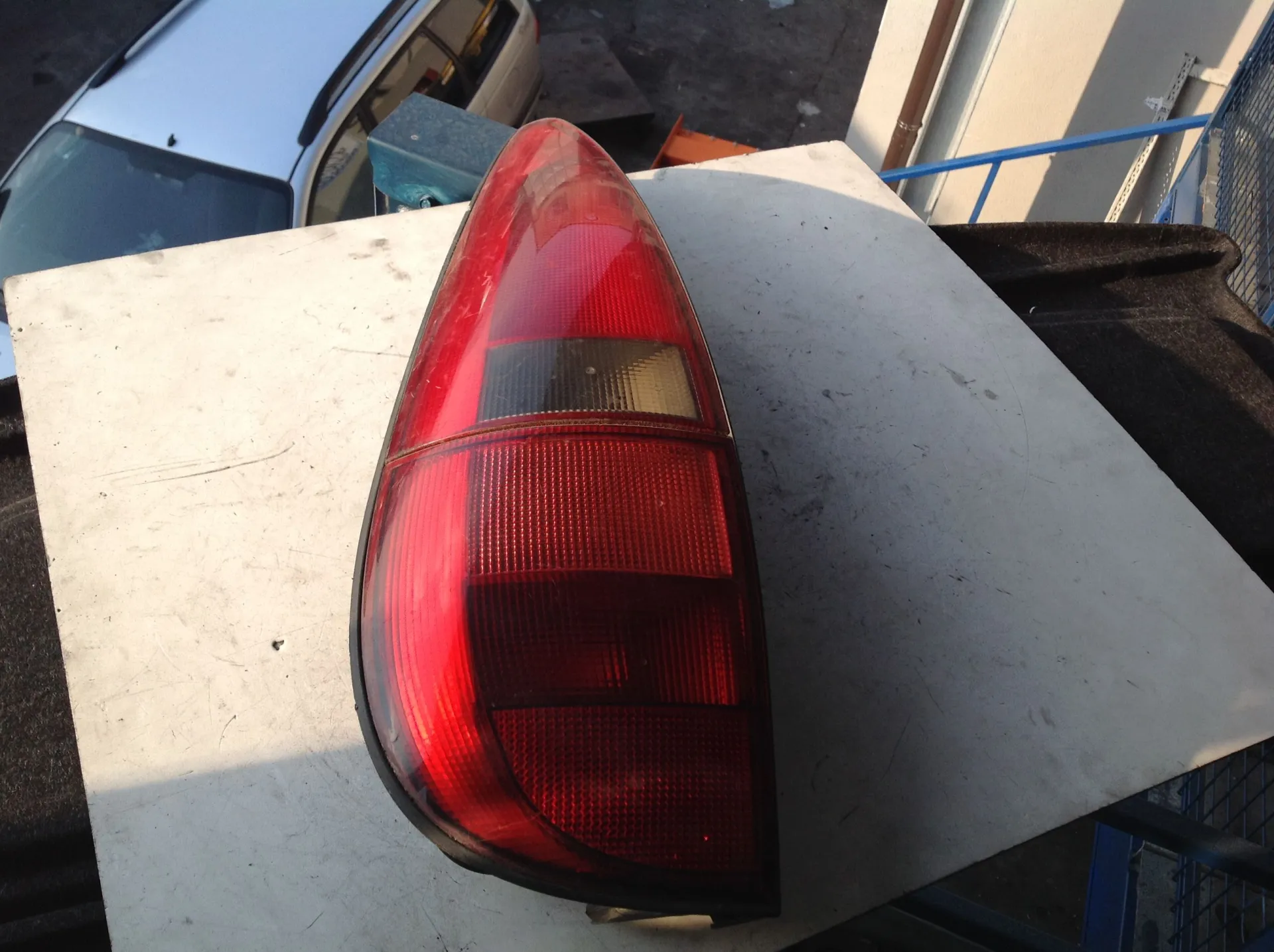 STOP FANALE POSTERIORE SINISTRO LATO GUIDA RENAULT Laguna Grand Tour 2Â° Serie Diesel (2000)