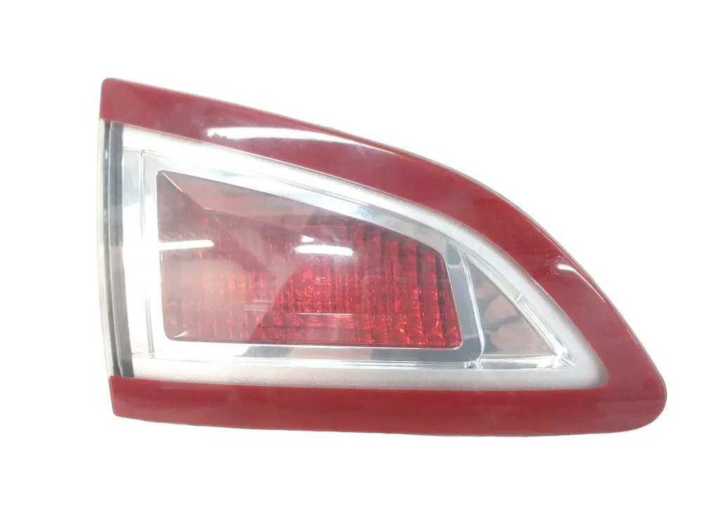 STOP FANALE POSTERIORE SINISTRO LATO GUIDA con codice 265550018R da RENAULT Scenic Serie (09>16) 1500 Diesel 81 con codice motore K9KJ8/K9KJ8 (2010)