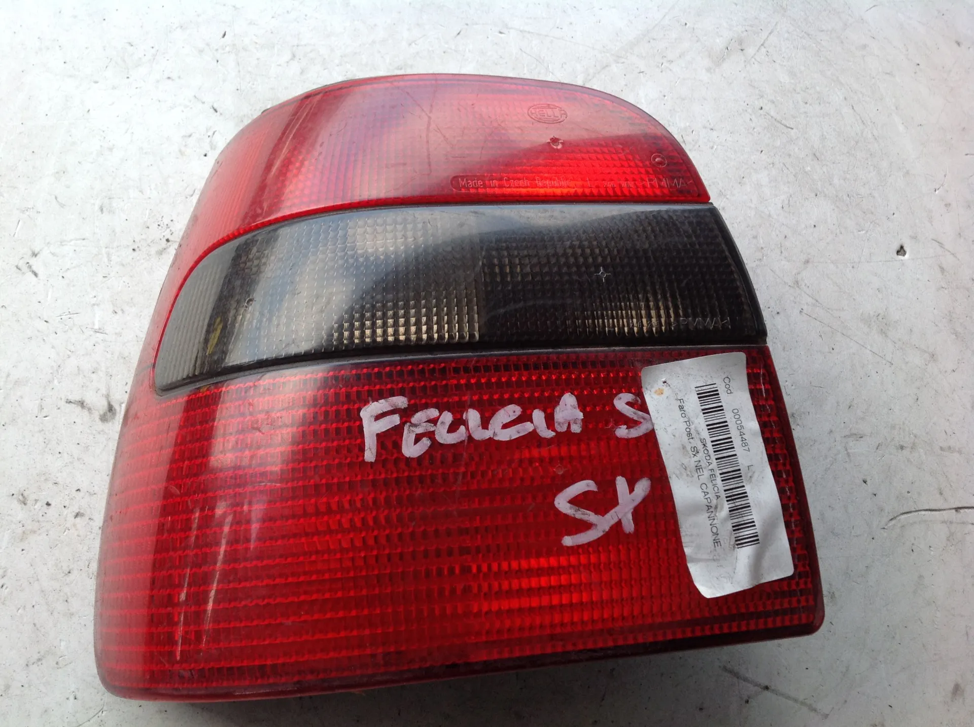 STOP FANALE POSTERIORE SINISTRO LATO GUIDA SKODA Felicia Berlina Benzina