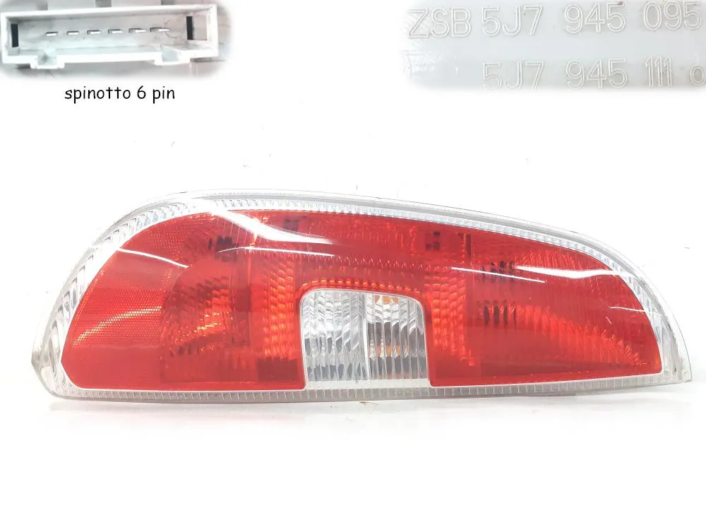 STOP FANALE POSTERIORE SINISTRO LATO GUIDA con codice 5J7945111 da SKODA Roomster 1Â° Serie 1400 Diesel 51 con codice motore BNM (2007)